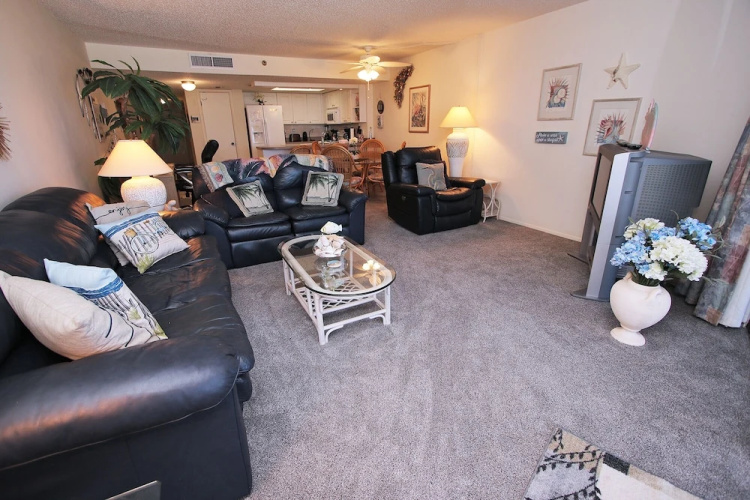 Chateaux 208 Apartment
