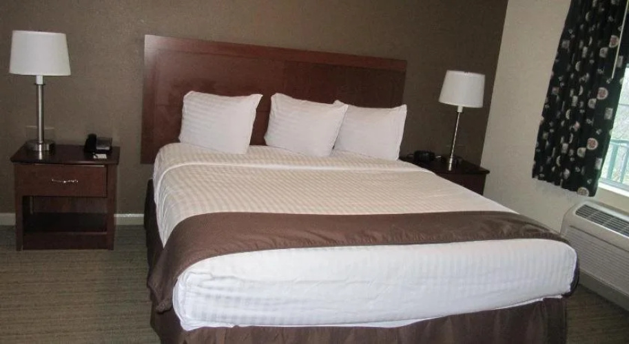 Sequoia Inn