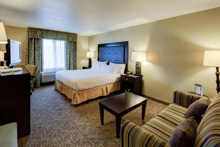 Holiday Inn Express Columbus-Dublin by IHG