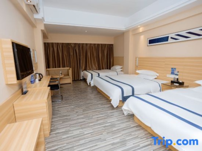 Deluxe Triple room