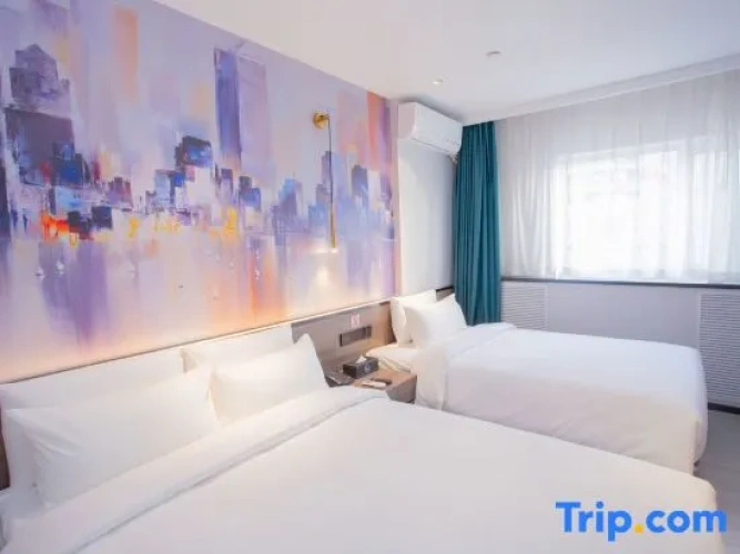 Standard Twin Family room