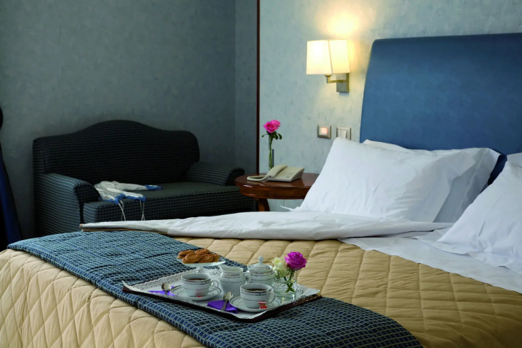 Andris Hotel