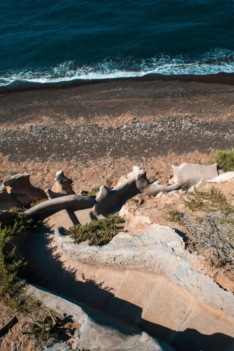 Almyra Oia Suites