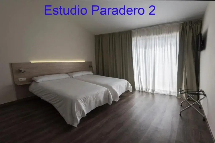 Superior Paradero II Studio