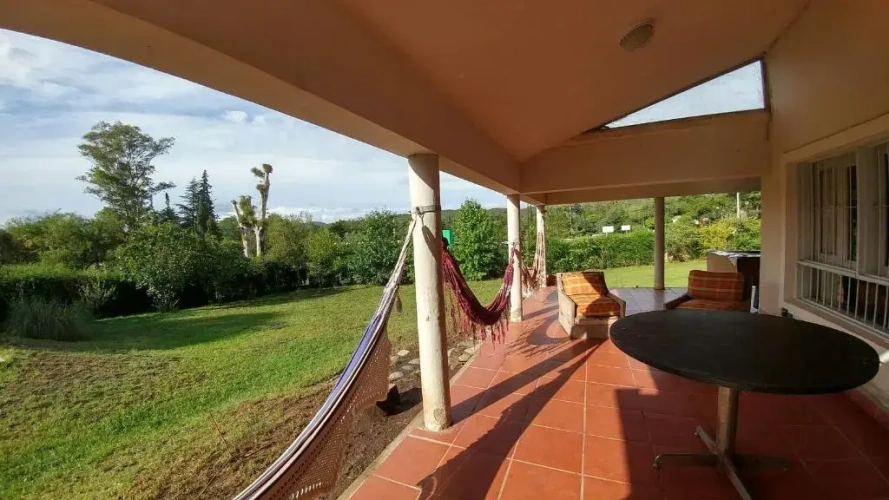 3 Bedrooms Cottage