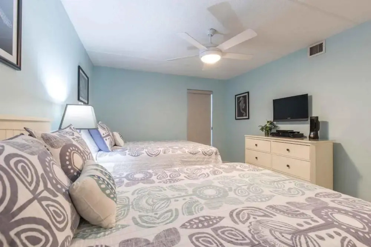 Edgewater Condominium 207
