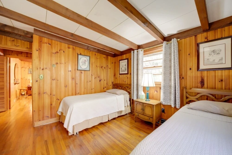 2 Bedrooms Cottage