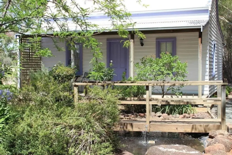 Elinike Guest Cottages Over view