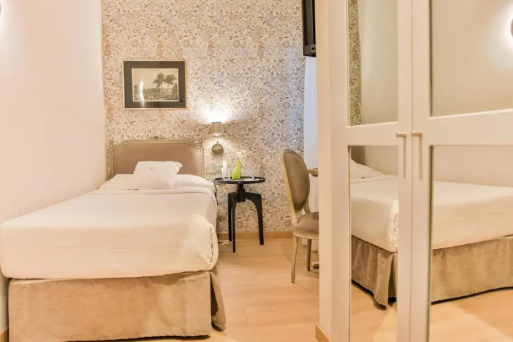 Meninas Hotel