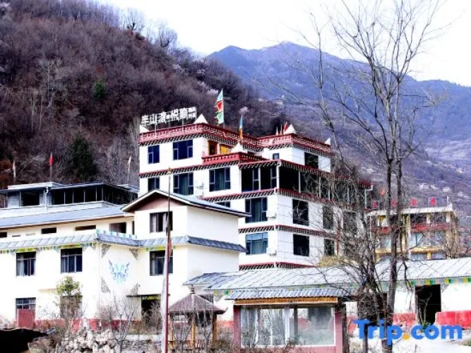 Heishui Banshandu·Yueyin Hotel