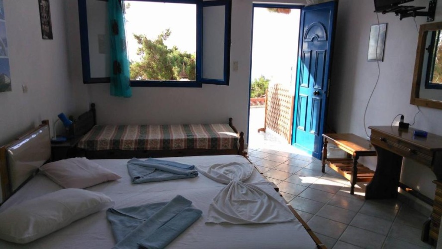 Studio with sea view