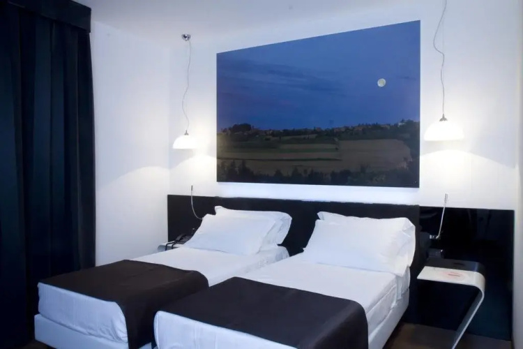 HM MotelHotel