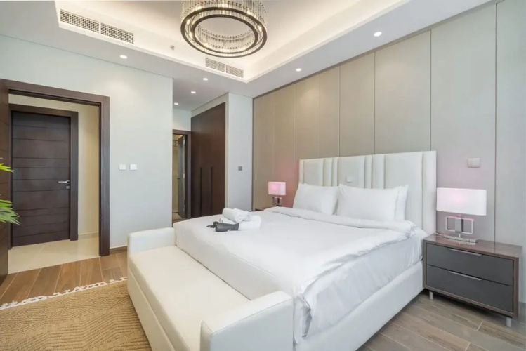 Fabulous and Spacious 2BR in Nobles Tower