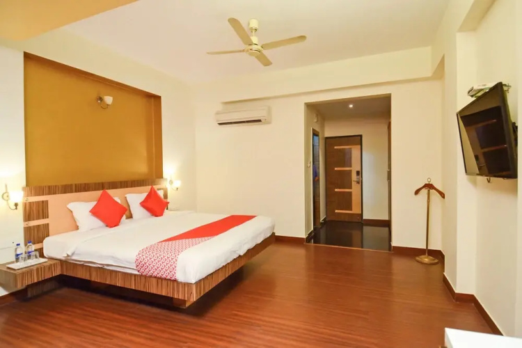 Hotel Apex International