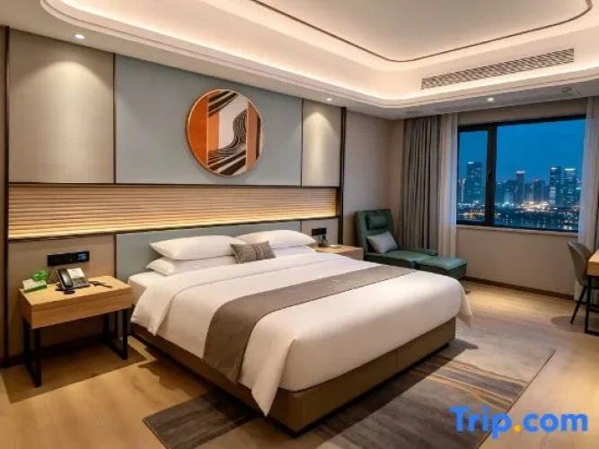 Premium Double room with city view