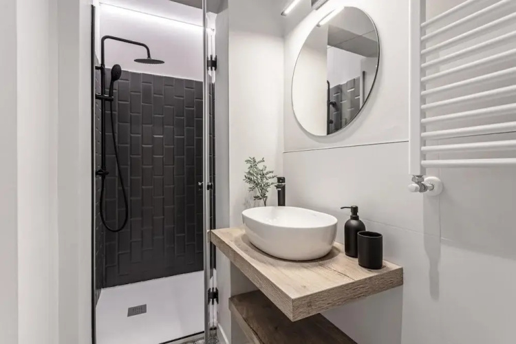 Baquo - 4 Bedrooms in Malasa a