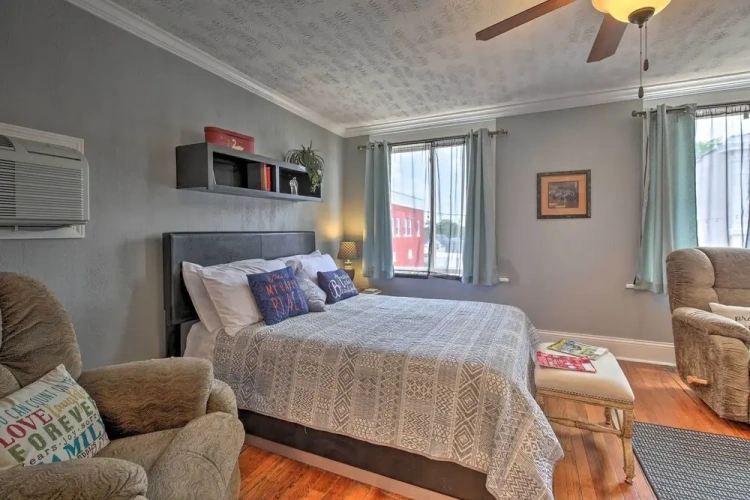1 Bedroom Apartment