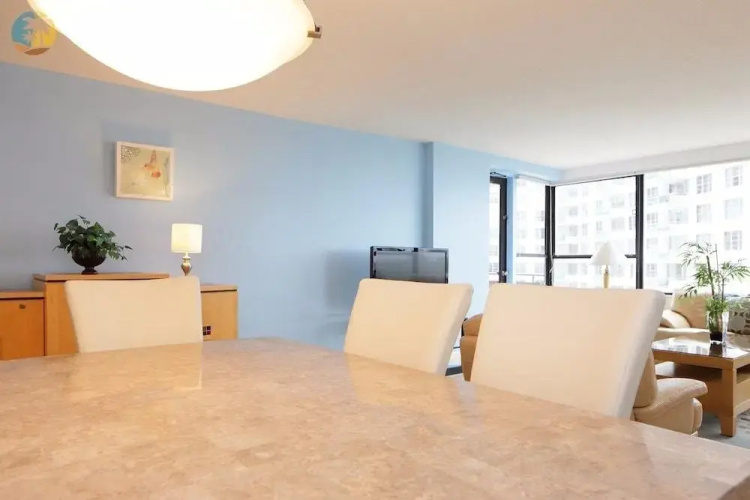 Alexander 919 2 Bedroom Apts by RedAwning