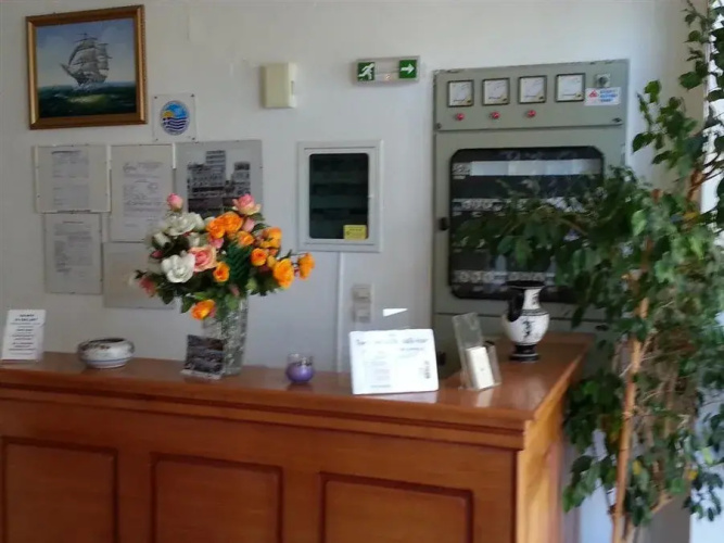 Angelos Hotel
