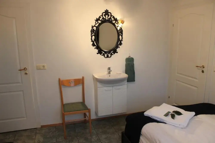 Guesthouse Árný