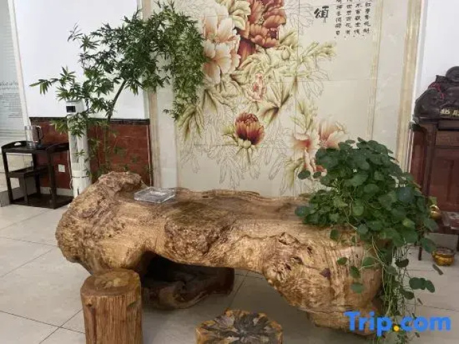 Kaifeng Jinting Lakeside Homestay