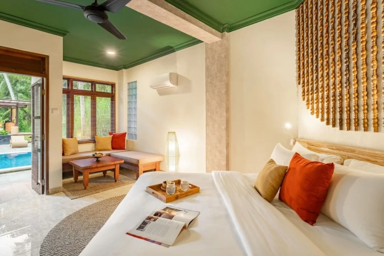 Premium room with balcony and with pool view