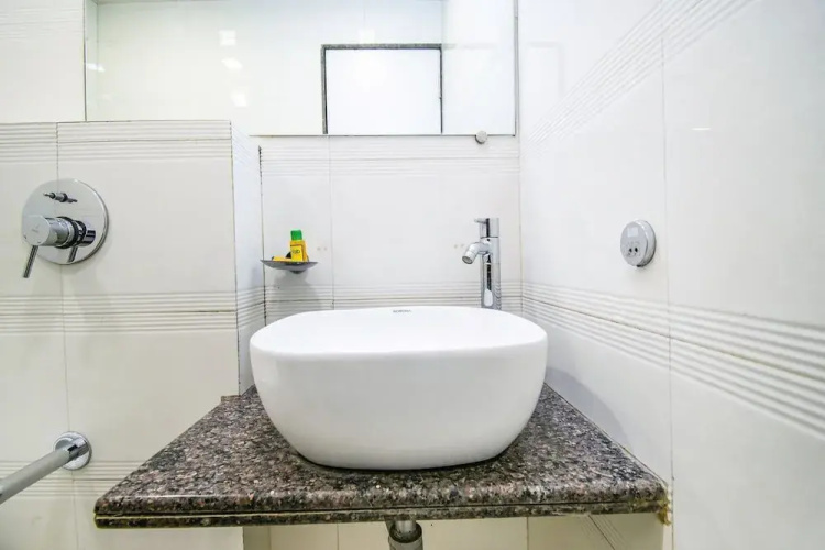 FabHotel Konak