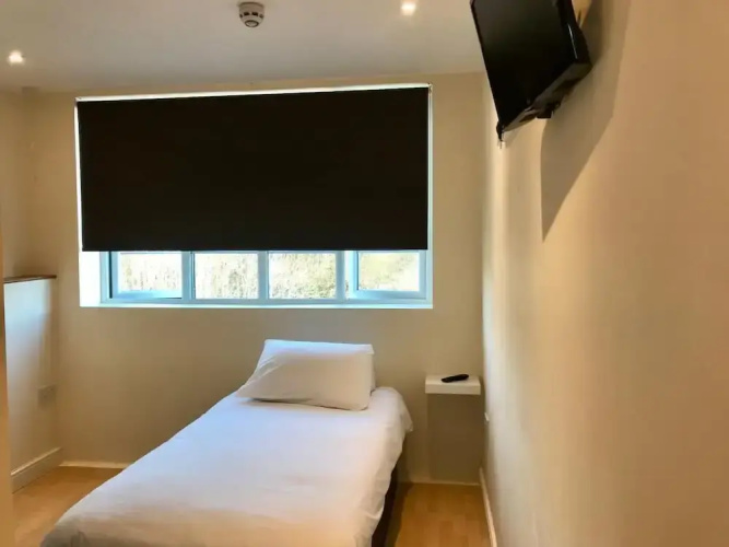 Eazzzy rooms Corby