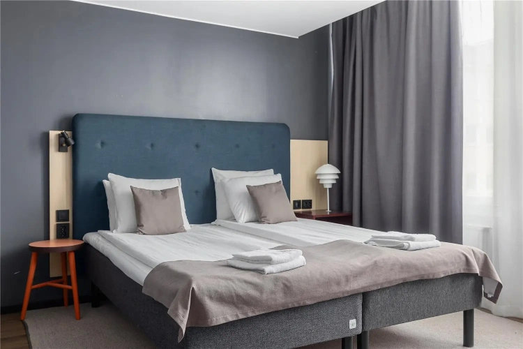 Double Suite