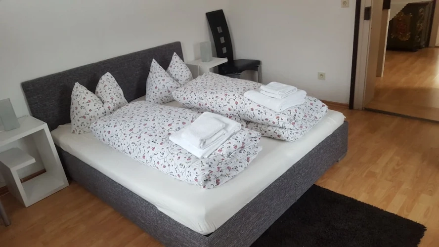 2 Bedrooms Standard Family room