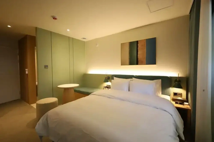 Premium Twin room