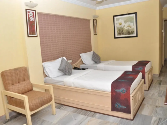 Hotel Ambassador