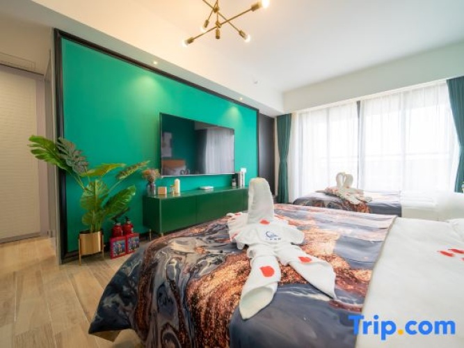 Luxury Twin room with garden view
