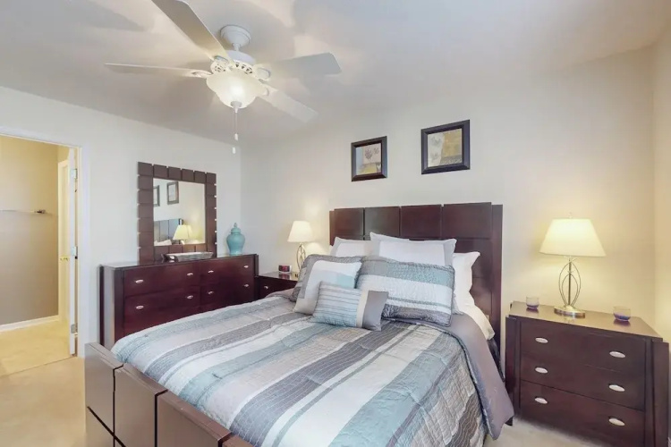 Longs Cozy Haven: Stylish, Accessible Retreat