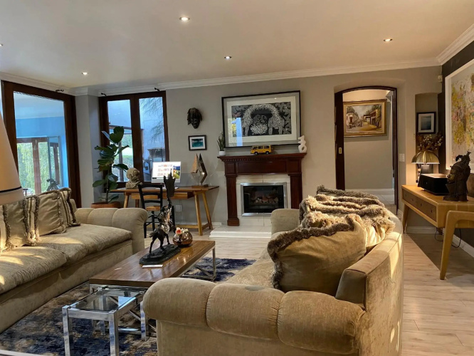 The Ridgeback, 4 Bedroom House Bryanston