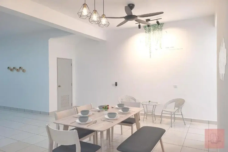 3 Bedrooms Cottage