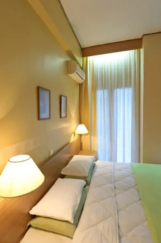 Anesis Hotel