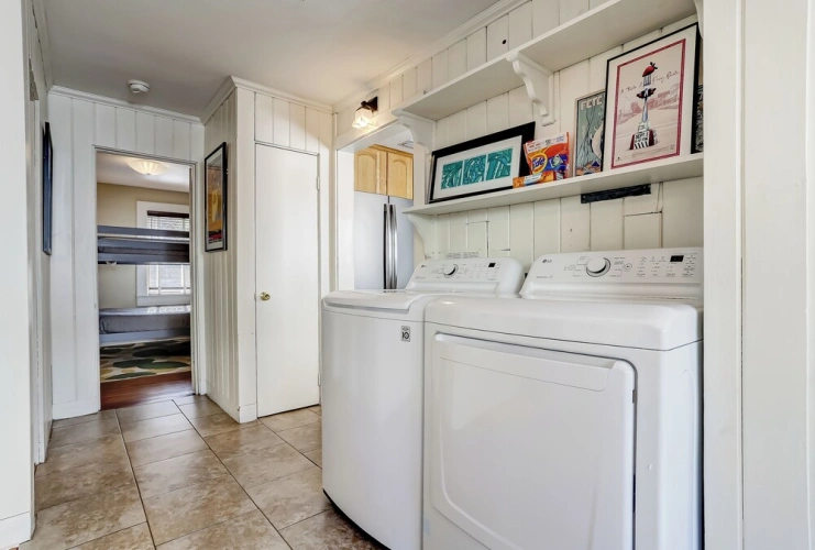 3 Bedrooms Cottage