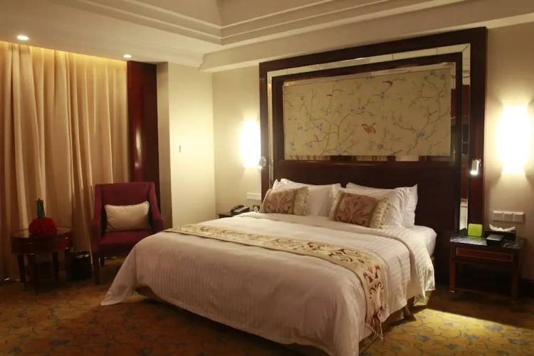Deluxe Double Suite