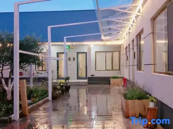 Little  time hotel
