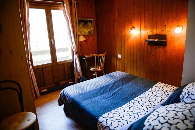 Standard Double room with mountain view