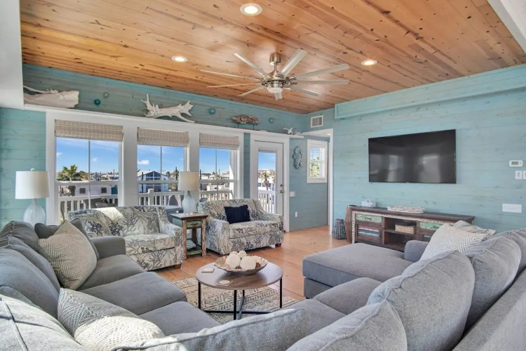 Nauti Beach by Silver Sands Vacation Rentals