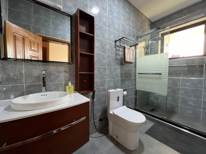 Comfort room