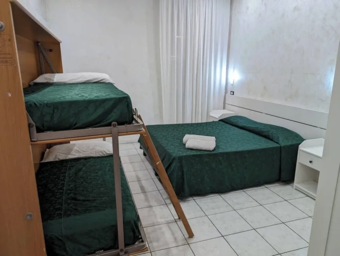 Standard Quadruple room