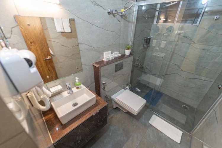 Deluxe Suite