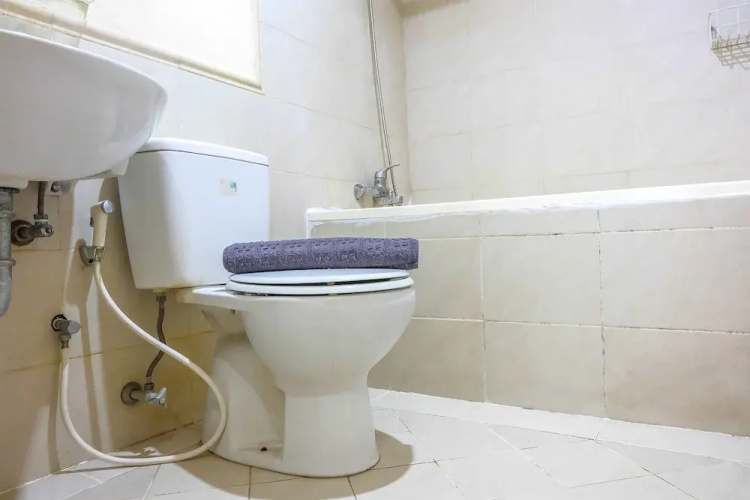 Best Spacious Apartment Permata Senayan