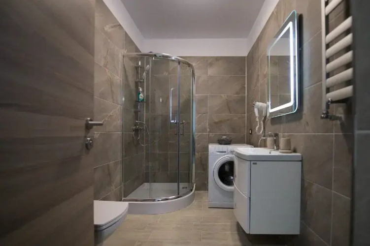 Apartamente Mamaia Alezzi cm
