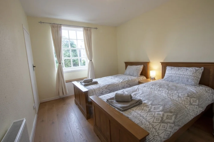 Family Apartment with garden view