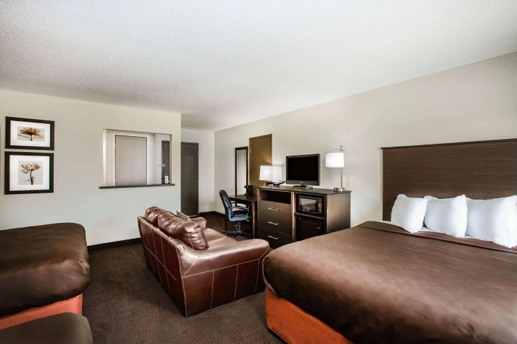 AmericInn by Wyndham Baxter Brainerd