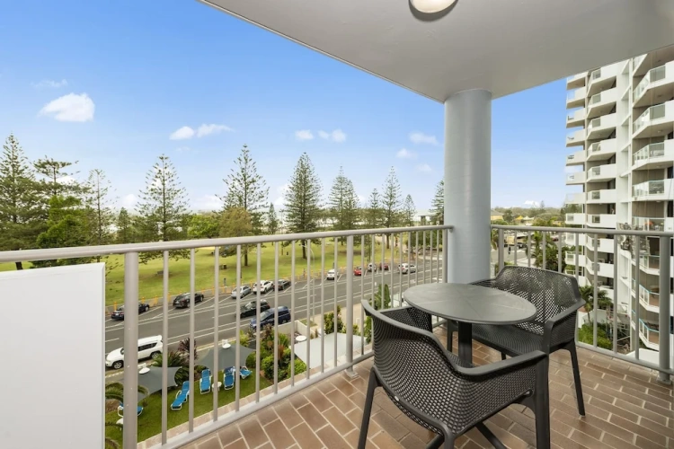 1 Bedroom Superior Apartment with balcony